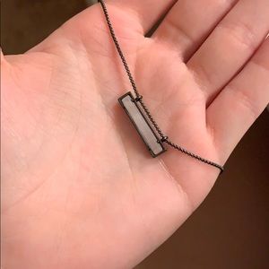 Kendra Scott necklace